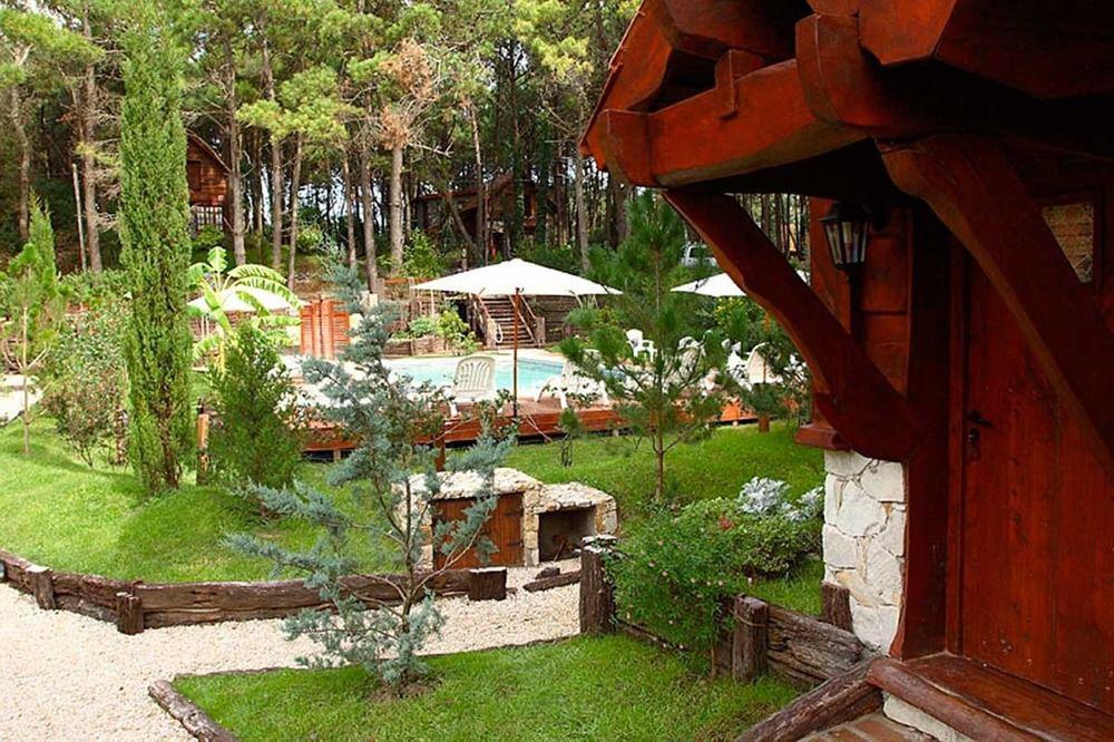 Cabanas Del Bosque Balneario Mar Azul Exteriör bild
