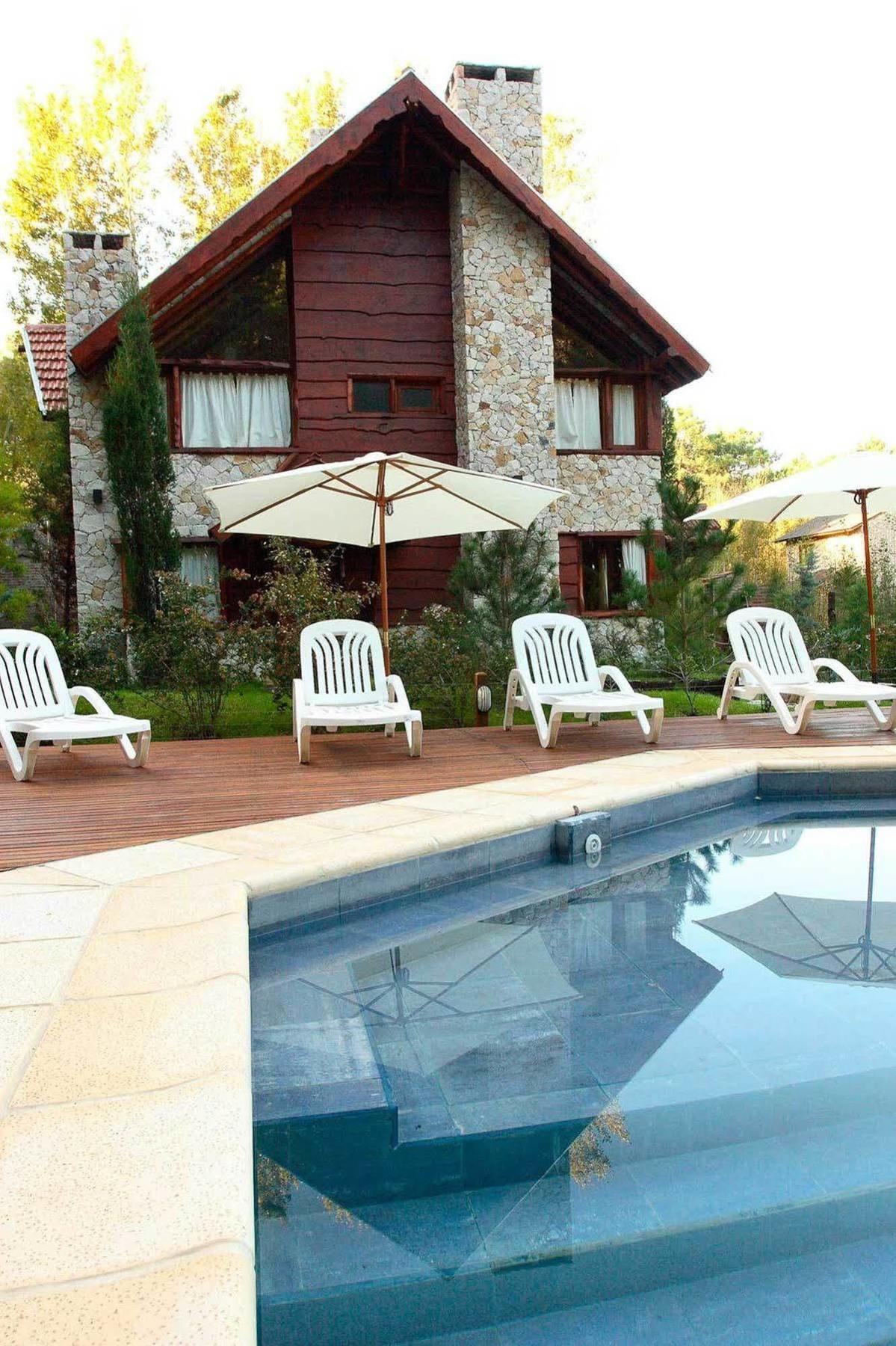 Cabanas Del Bosque Balneario Mar Azul Exteriör bild